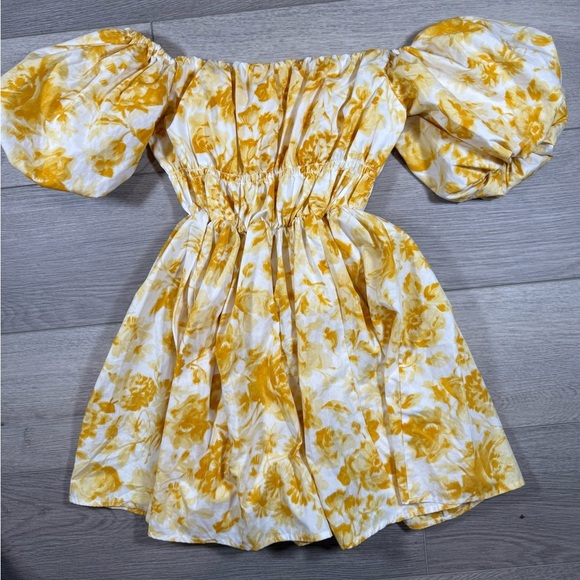 Abercrombie & Fitch Dresses & Skirts - Abercrombie & Fitch Off The Shoulder Yellow Floral Puff Sleeve Mini Dress women